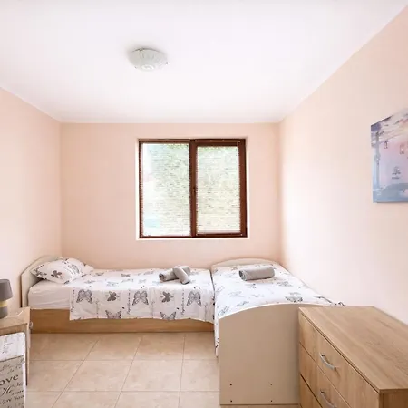 Apollon-5 Family 2bdr Διαμέρισμα